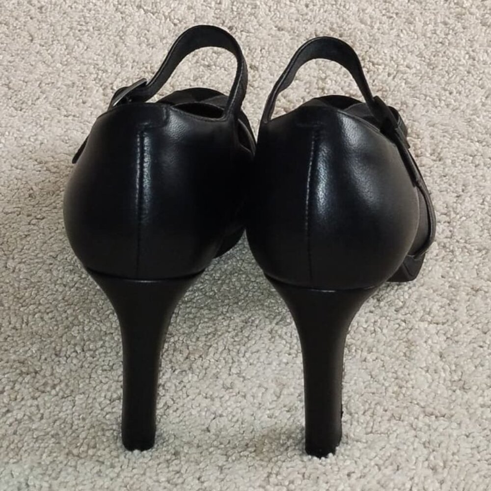 Light Black Leather Heels Pumps. 9.5M New Without Box.